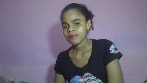 delphine online show from April 2026 05:17:01 PM