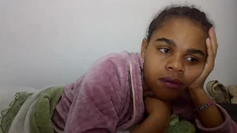 Snapshot of delphineee chatting on June 2026 03:01:01 AM delphine online show from June 2026 03:01:01 AM