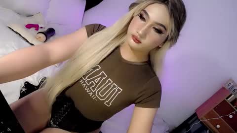 Chesca online show from January 2025 12:31:01 PM