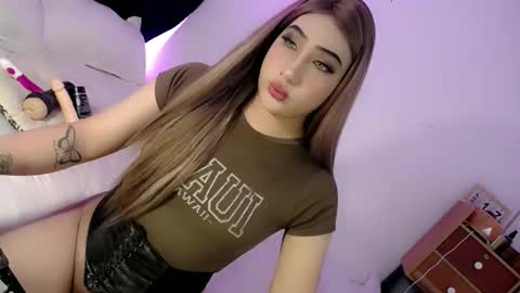 Chesca online show from October 2025 08:34:01 AM