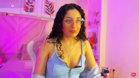 Demi online show from December 2025 04:54:01 AM