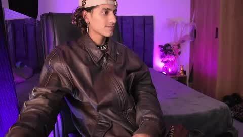 Snapshot of demonkush_ chatting on May 2026 02:18:02 AM DemonKush online show from May 2026 02:18:02 AM