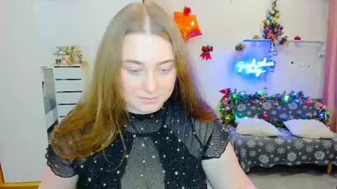 Sophie online show from December 2024 06:15:01 AM