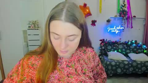 Sophie online show from December 2024 04:14:02 AM