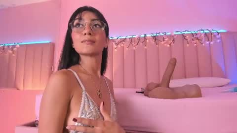 denightjones online show from July 2026 05:05:01 AM