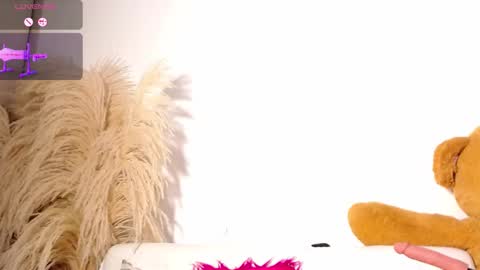   online show from October 2025 06:35:02 AM