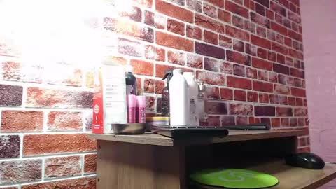 Denisse online show from April 2026 03:24:02 AM