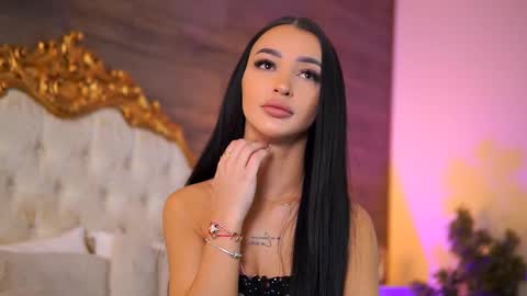 denisedevilles online show from March 2025 10:57:01 AM