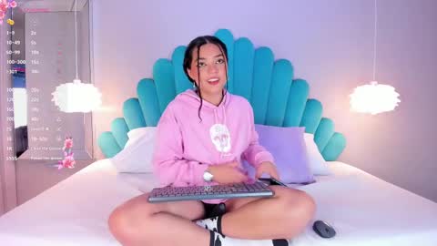 Denise online show from January 2025 04:25:01 AM