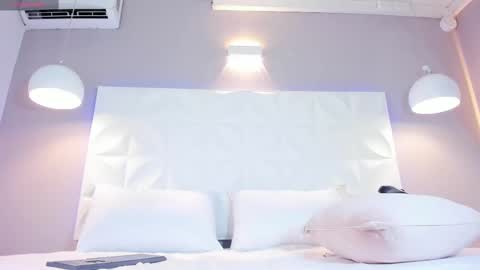 Denise online show from February 2025 06:00:02 PM