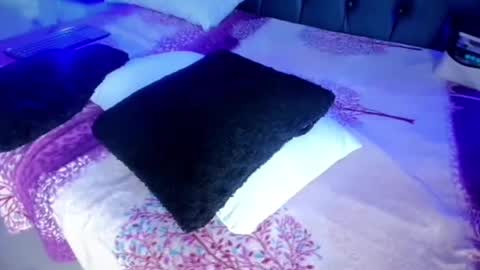 denisse_logan online show from December 2025 03:21:01 PM