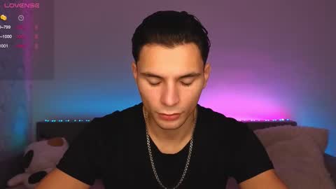 Den online show from November 2025 07:51:01 AM