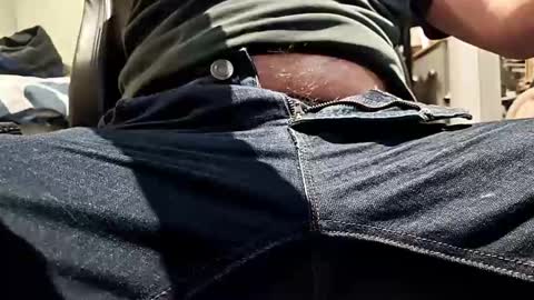 Snapshot of dennis210586 chatting on February 2026 01:07:02 AM dennis210586 online show from February 2026 01:07:02 AM