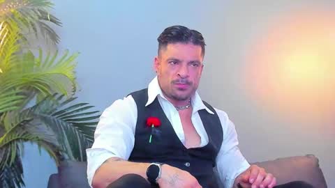 dennis_cox_ online show from October 2025 12:15:01 PM