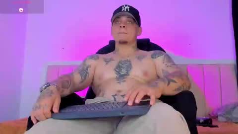 dennis munera online show from September 2025 04:32:02 PM