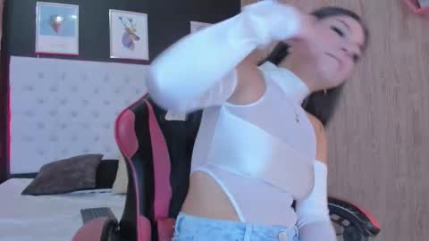 dennyzeans online show from December 2025 11:16:02 AM