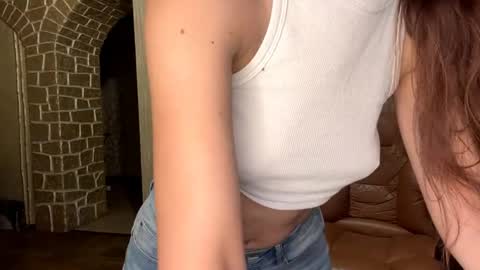 Snapshot of deonnamitcheltree chatting on June 2026 01:28:02 AM Eva online show from June 2026 01:28:02 AM