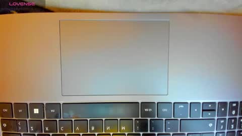 Dephne online show from November 2025 05:54:01 AM