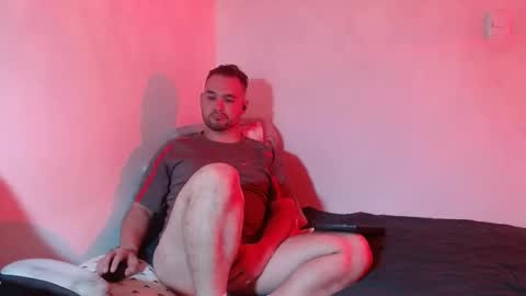 Dereck Mills3 online show from April 2026 03:31:02 AM
