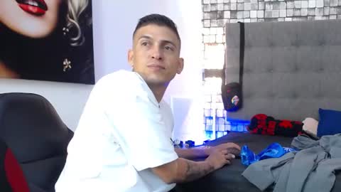 Dereck online show from July 2026 02:36:02 AM