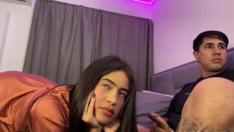 Dereck online show from October 2025 03:31:01 AM