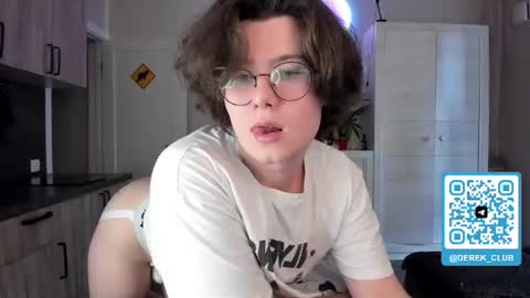Derek online show from August 2026 05:04:01 PM