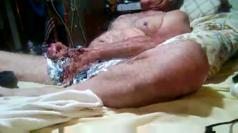 derick1961 online show from April 2026 07:41:01 AM