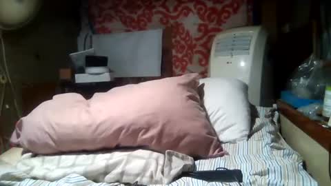 derick1961 online show from May 2026 02:51:02 AM