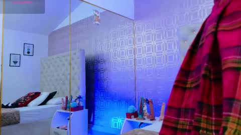 Derieri D online show from January 2026 08:01:01 PM