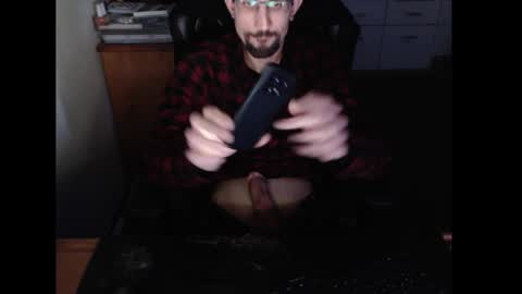 Snapshot of dermattes chatting on December 2024 03:57:01 PM dermattes online show from December 2024 03:57:01 PM