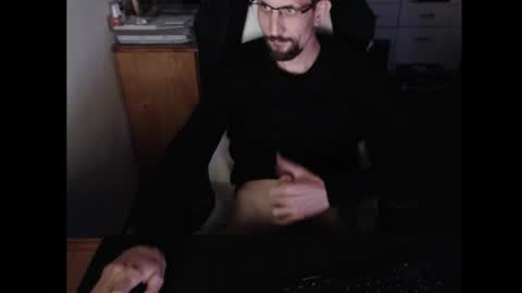 Snapshot of dermattes chatting on October 2025 03:21:02 PM dermattes online show from October 2025 03:21:02 PM