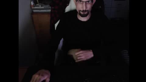 Snapshot of dermattes chatting on November 2025 03:47:02 PM dermattes online show from November 2025 03:47:02 PM