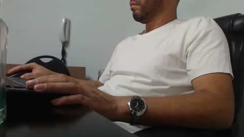     online show from December 2024 11:11:02 AM