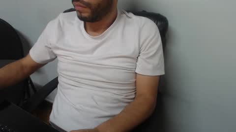     online show from March 2025 02:21:01 PM