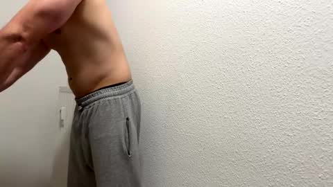 Snapshot of dertom_xxx chatting on November 2025 03:22:02 PM Tom online show from November 2025 03:22:02 PM