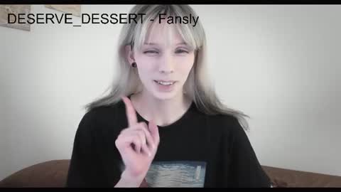 Snapshot of deserve_dessert chatting on July 2026 12:35:02 AM Domi online show from July 2026 12:35:02 AM