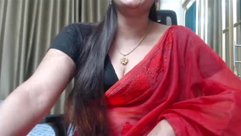 Snapshot of desimaisa130 chatting on December 2024 04:25:01 PM Maisa online show from December 2024 04:25:01 PM