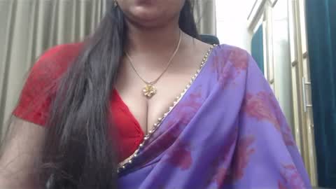 Snapshot of desimaisa130 chatting on December 2024 07:54:02 PM Maisa online show from December 2024 07:54:02 PM