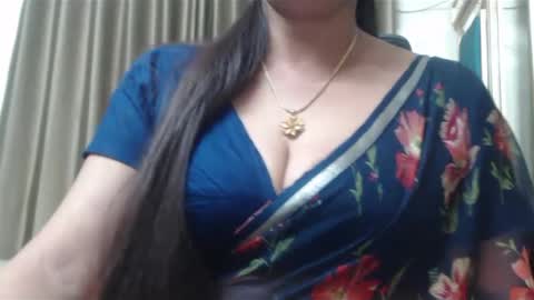 Snapshot of desimaisa130 chatting on December 2024 08:14:02 PM Maisa online show from December 2024 08:14:02 PM