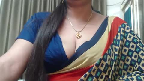 Snapshot of desimaisa130 chatting on December 2024 10:05:01 PM Maisa online show from December 2024 10:05:01 PM