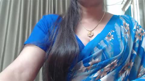 Snapshot of desimaisa130 chatting on January 2025 07:39:01 PM Maisa online show from January 2025 07:39:01 PM