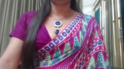 Snapshot of desimaisa130 chatting on January 2025 06:57:02 PM Maisa online show from January 2025 06:57:02 PM