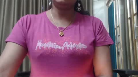 Snapshot of desimaisa130 chatting on January 2025 08:51:02 AM Maisa online show from January 2025 08:51:02 AM