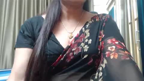 Snapshot of desimaisa130 chatting on January 2025 08:04:01 PM Maisa online show from January 2025 08:04:01 PM