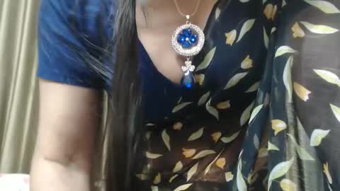 Snapshot of desimaisa130 chatting on January 2025 03:29:01 PM Maisa online show from January 2025 03:29:01 PM