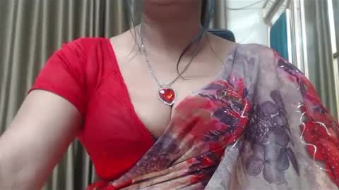 Snapshot of desimaisa130 chatting on January 2025 03:34:02 PM Maisa online show from January 2025 03:34:02 PM