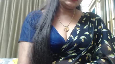 Snapshot of desimaisa130 chatting on February 2025 05:18:02 PM Maisa online show from February 2025 05:18:02 PM