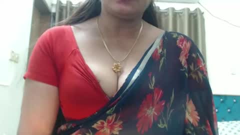 Snapshot of desimaisa130 chatting on March 2025 08:10:02 PM Maisa online show from March 2025 08:10:02 PM