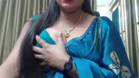 Snapshot of desimaisa130 chatting on March 2025 05:45:01 PM Maisa online show from March 2025 05:45:01 PM