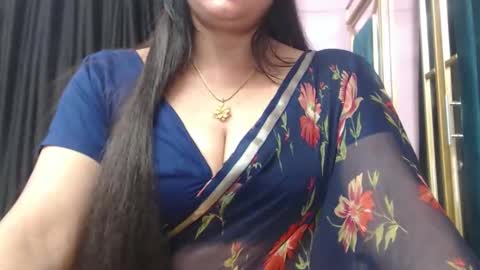 Snapshot of desimaisa130 chatting on October 2025 04:40:02 PM Maisa online show from October 2025 04:40:02 PM